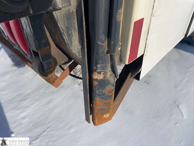 2014-ford-e-series-s/a-cube-van-image-21