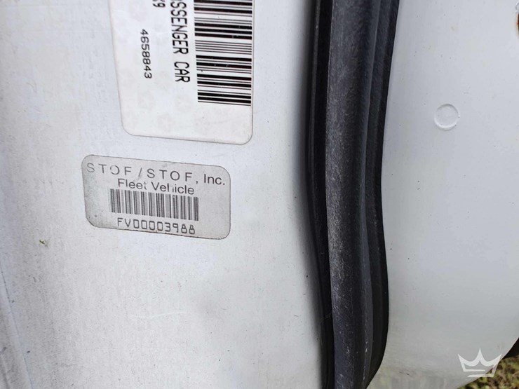 2013-dodge-charger-sedan-image-6