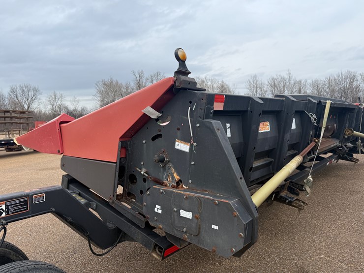 #7768-•-2008-drago-8r-corn-head-image-9