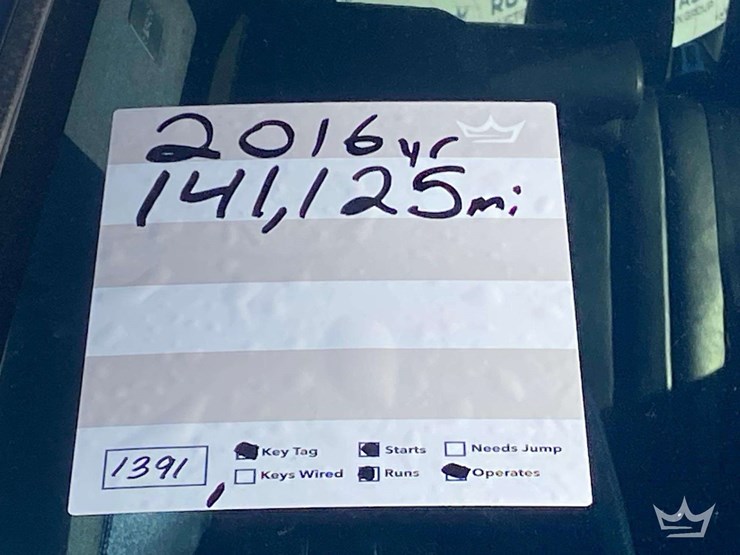 2016-land-rover-discovery-sport-4wd-suv-image-30