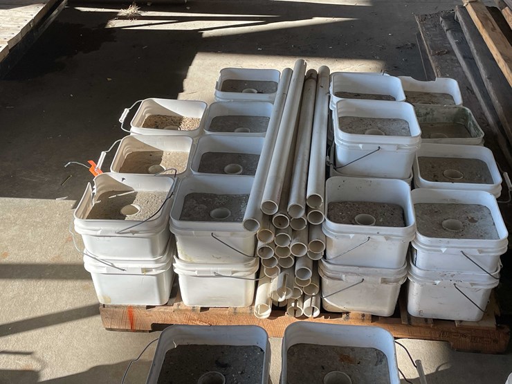 #2788-•-portable-safety-barrier-image-6