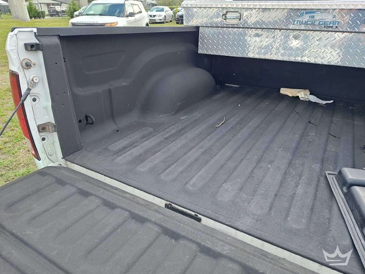 2017-dodge-1500-image-17