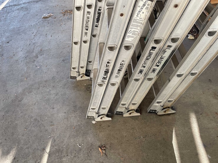 #2298-•-aluminum-extension-ladder-image-6