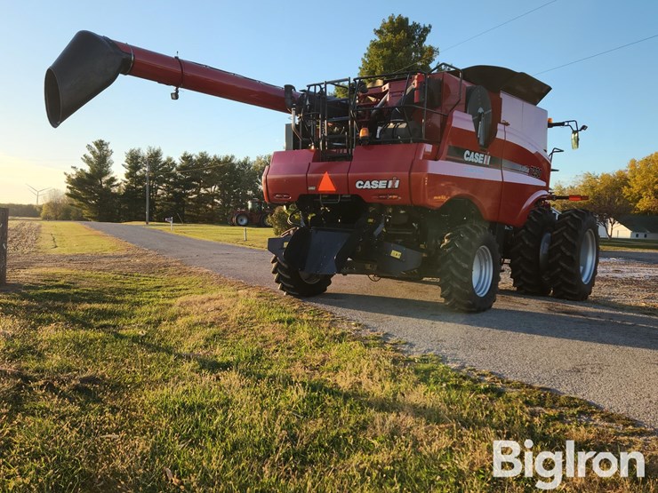 2013-case-ih-7230-image-5