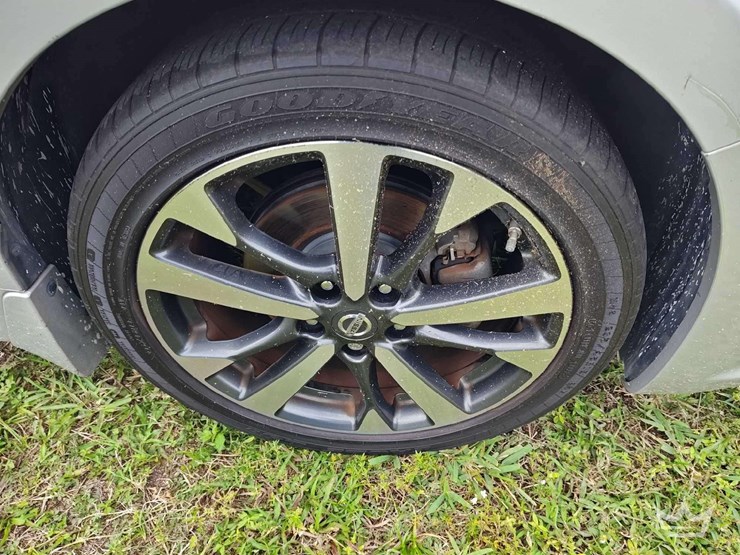 2017-nissan-altima-sedan-image-44