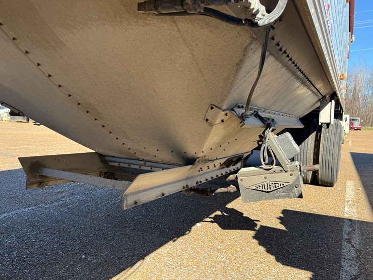 2007-timpte-hopper-bottom-image-16