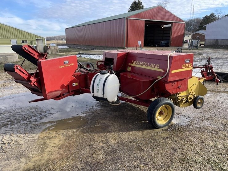 new-holland-565-image-7