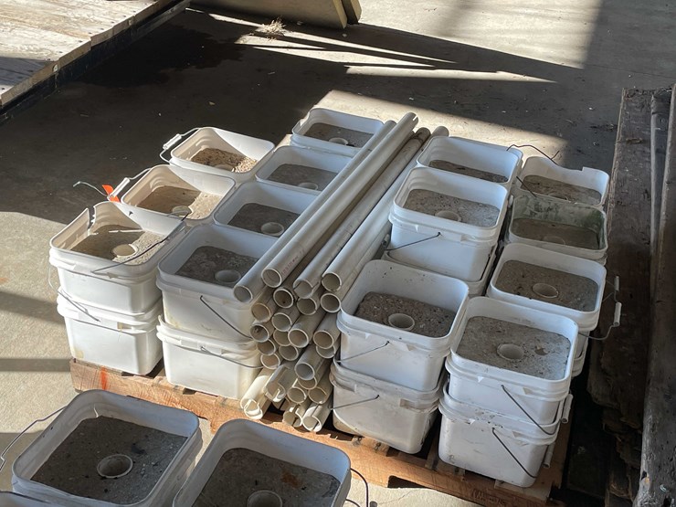 #2788-•-portable-safety-barrier-image-5