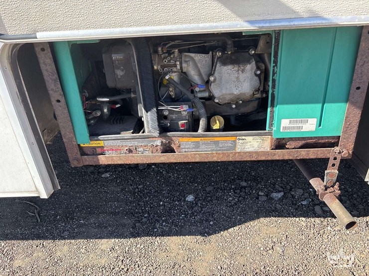 2004-ford-e450-image-27