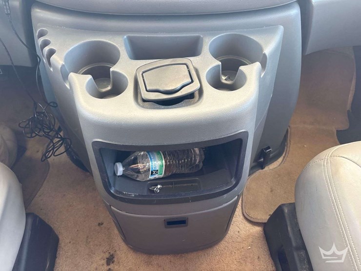 2004-ford-e450-image-17