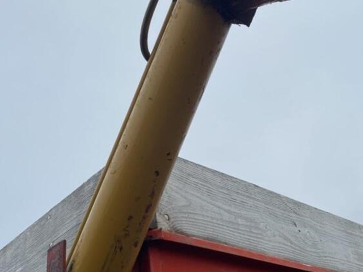 kory-gravity-wagon-w/-hyd.-auger-image-10