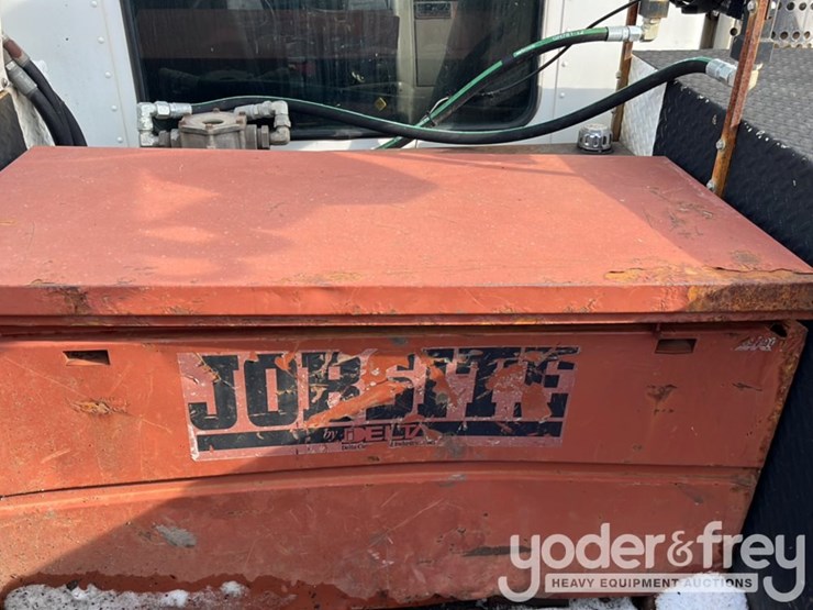 2007-kenworth-t300-image-42