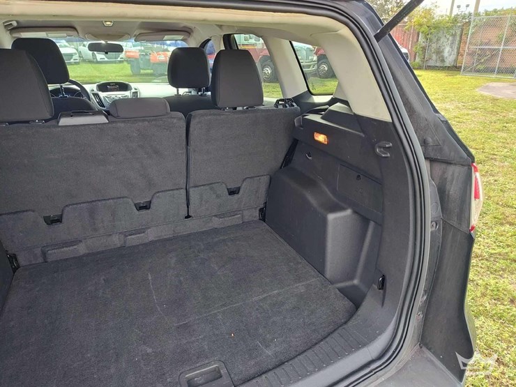 2014-ford-escape-image-43