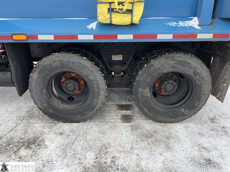 2018-mack-lr633-t/a-refuse-truck-image-10