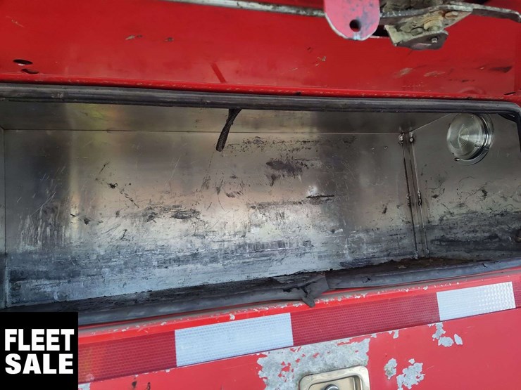 2009-ford-f550-image-31