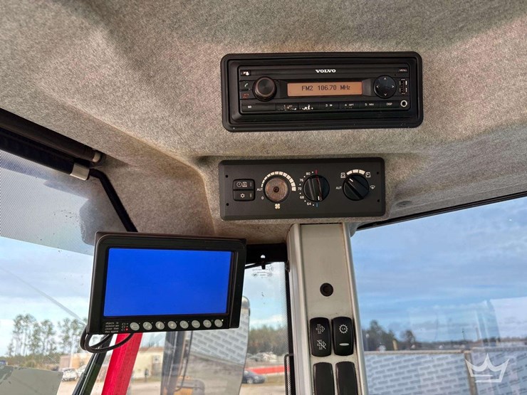 2020-volvo-l60h-image-37