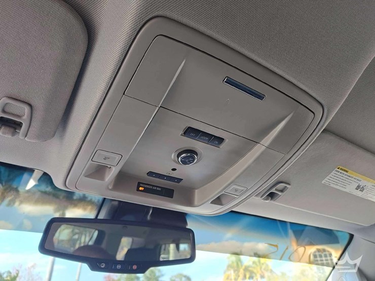 2015-gmc-yukon-denali-image-51