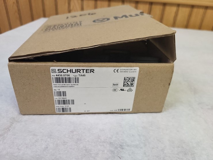 (15)-schurter-4-amp-240-volt-single-phase-breakers---tag-#1206-image-5