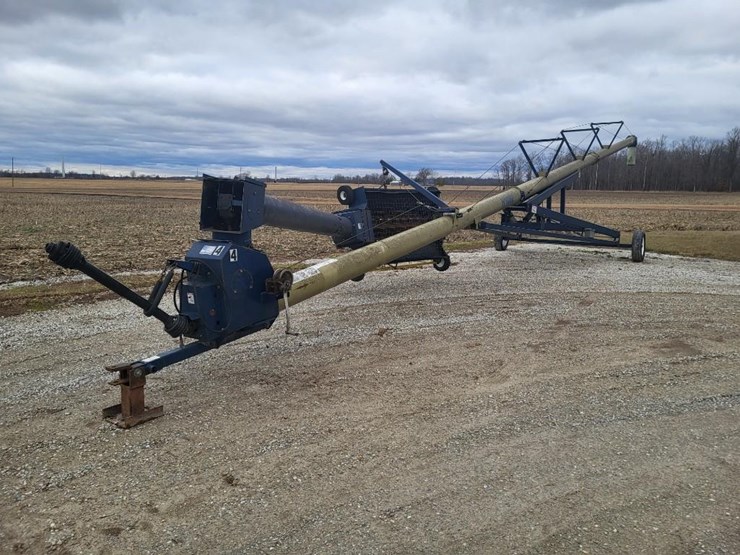 harvest-international-h1062-image-1