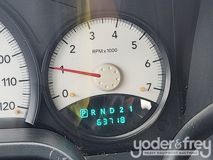 2011-dodge-dakota-image-20