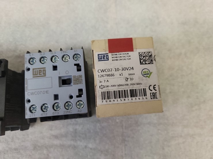 (4)-mini---contactors-7-amp-3-pole-w/1-auxiliary-contact---tag-#1217-image-6