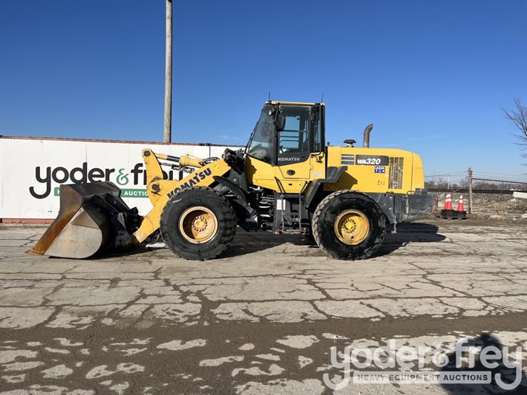 2014-komatsu-wa320-7-image-3