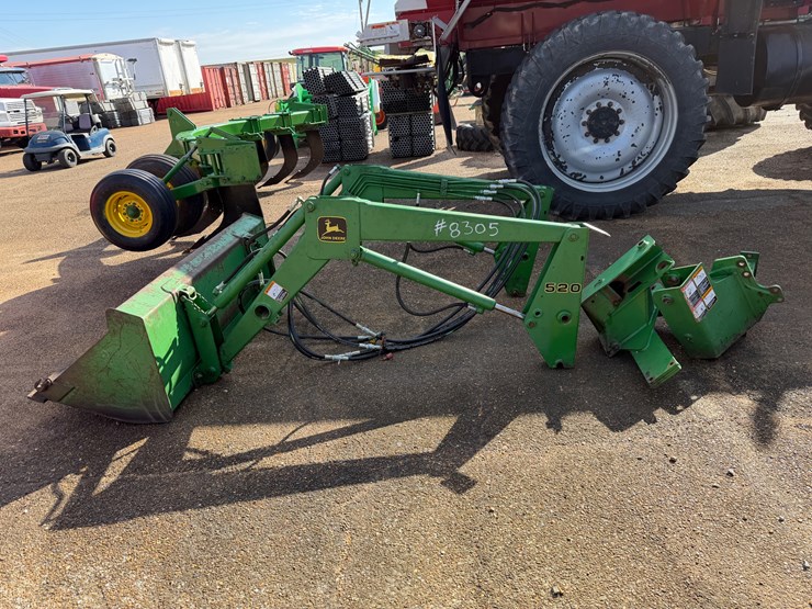 john-deere-520-image-4