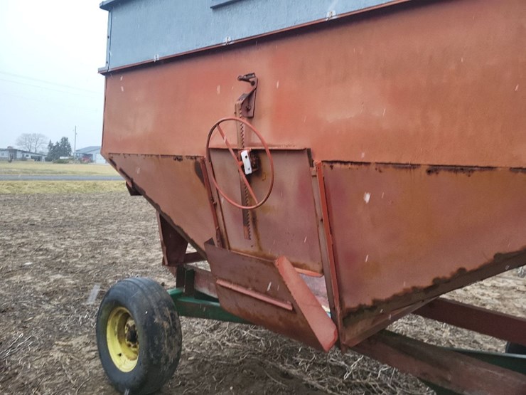 hopper-wagon-w/running-gear-image-25