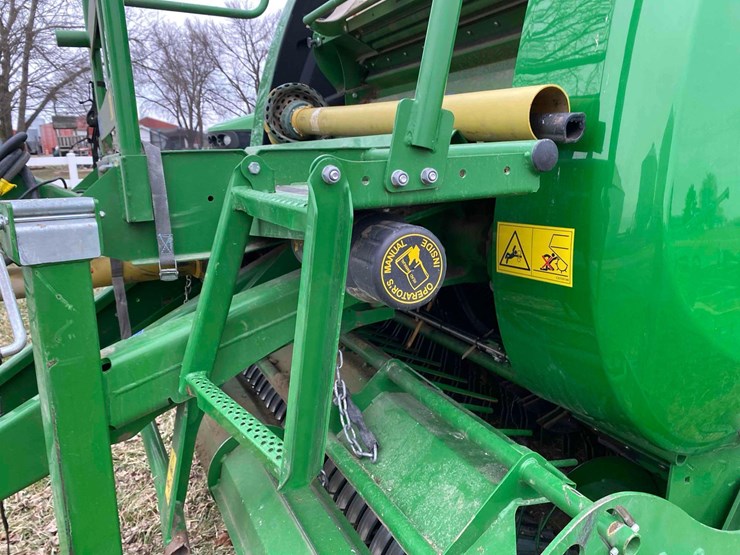 mchale-750-v6-round-baler,-image-9