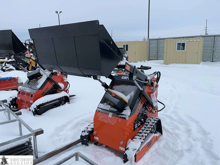 2026-unused-captok-ck36c-tracked-mini-skid-steer-image-1