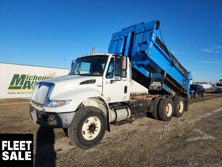 2009-international-durastar-4400-image-30