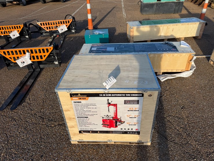 #7873-•-land-honor-24"-semi-automatic-tire-changer-image-2