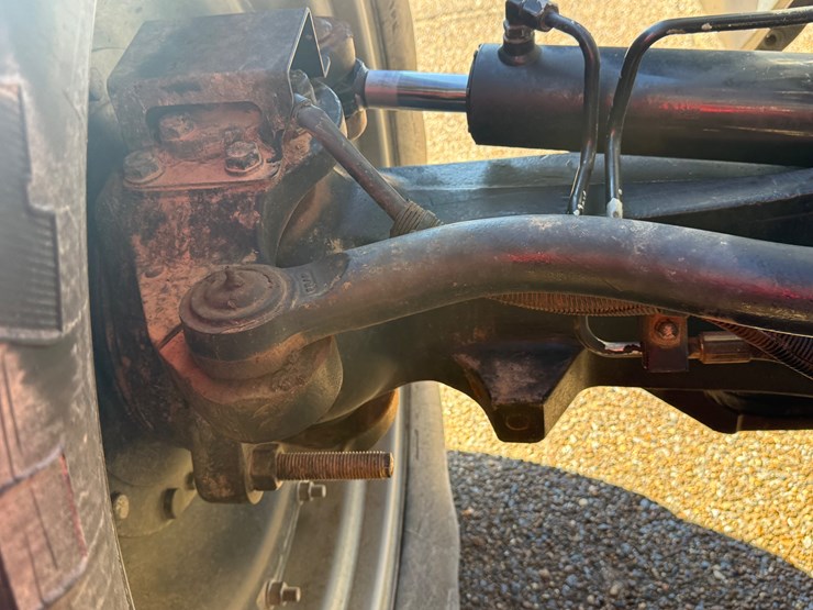 2016-case-ih-magnum-310-image-21