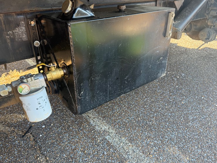 2012-international-durastar-4400-image-15