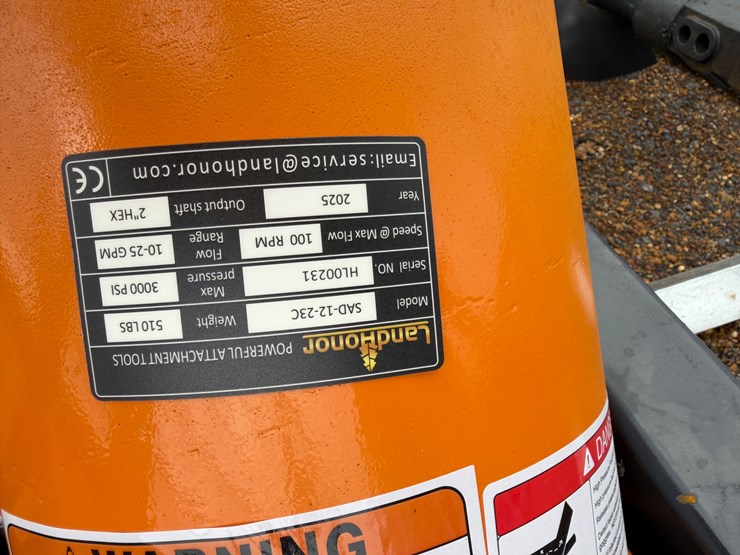 #7961-•-skid-steer-auger-drive-w/-12"-&-18"-augers-image-2