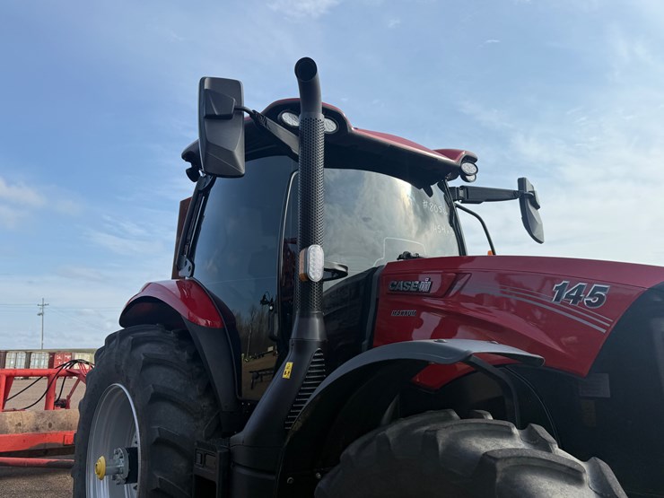 case-ih-145-image-24