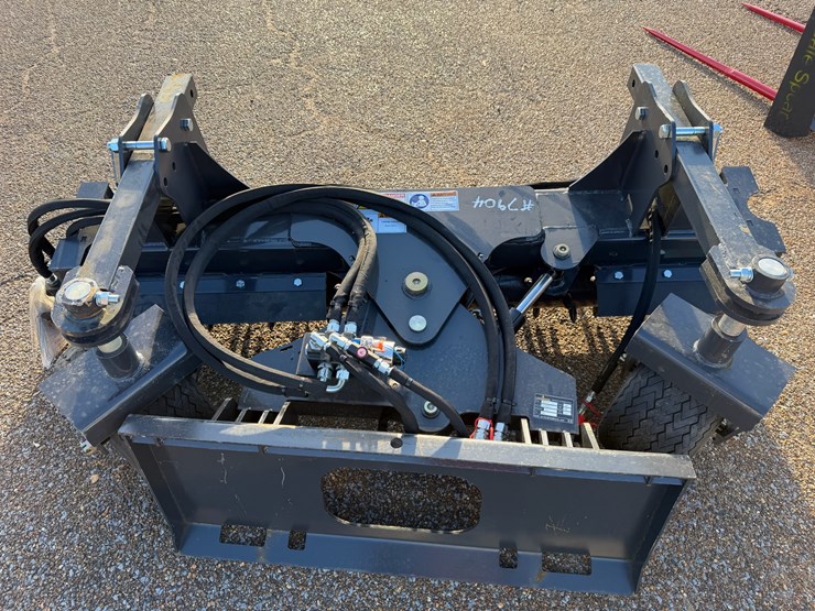 #7904-•-72"-skid-steer-power-rake-image-1
