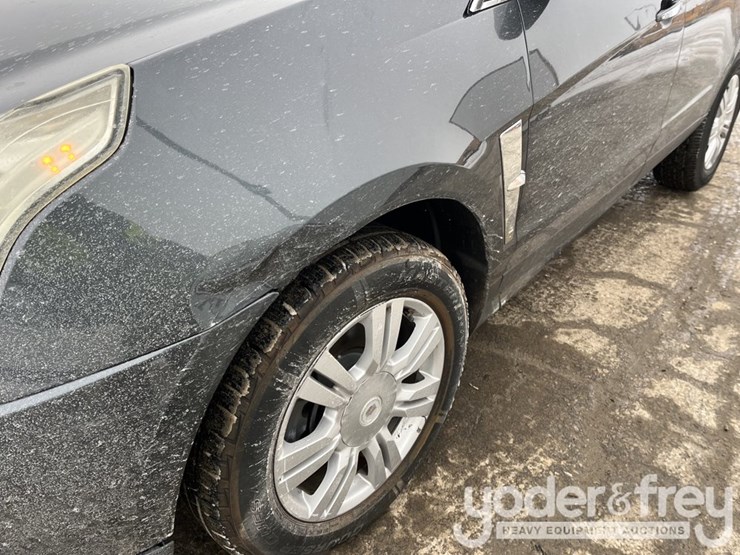 cadillac-srx-image-14