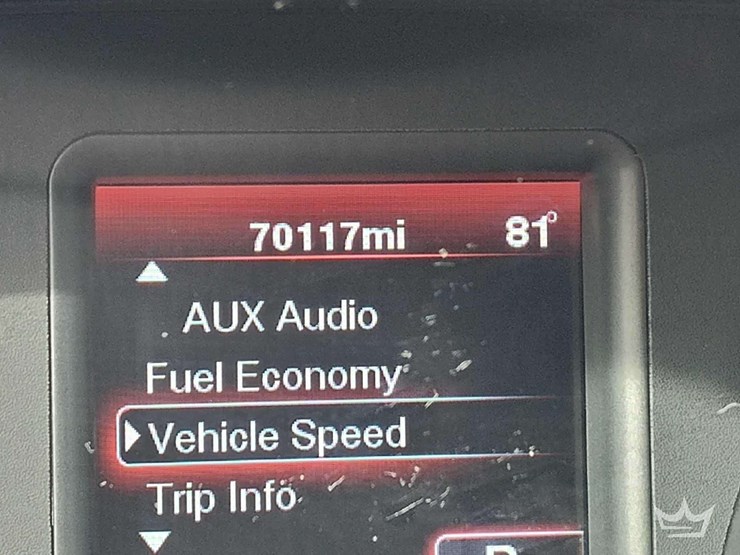 2012-dodge-charger-sedan-image-32