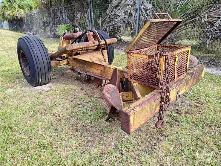 2011-terra-riser-300d-sa-fire-plow-attachment-image-10