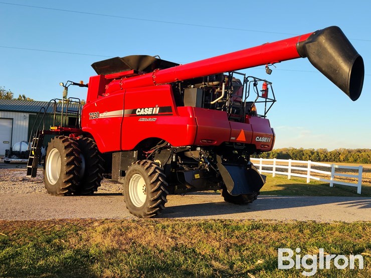 2013-case-ih-7230-image-7