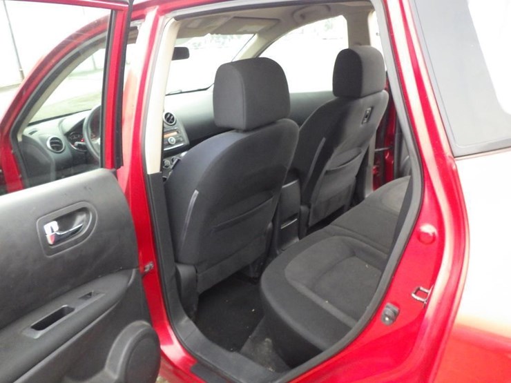 2012-nissan-rogue-image-7