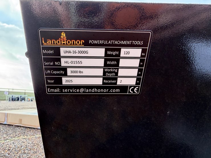 #7919-•-skid-steer-utility-hitch-w/-2"-receiver-image-3