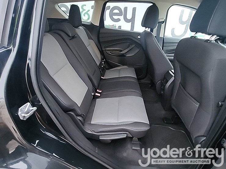 2017-ford-escape-image-33