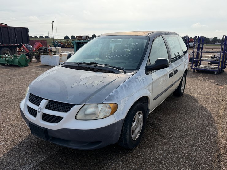 #7788-•-2003-dodge-minivan-image-2