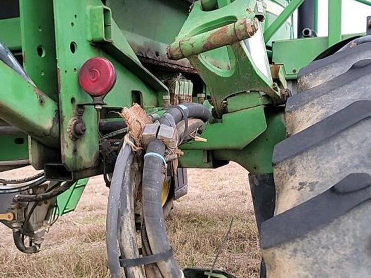 john-deere-4720-image-10