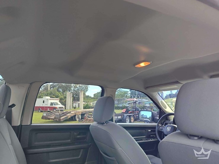 2013-dodge-ram-1500-image-17