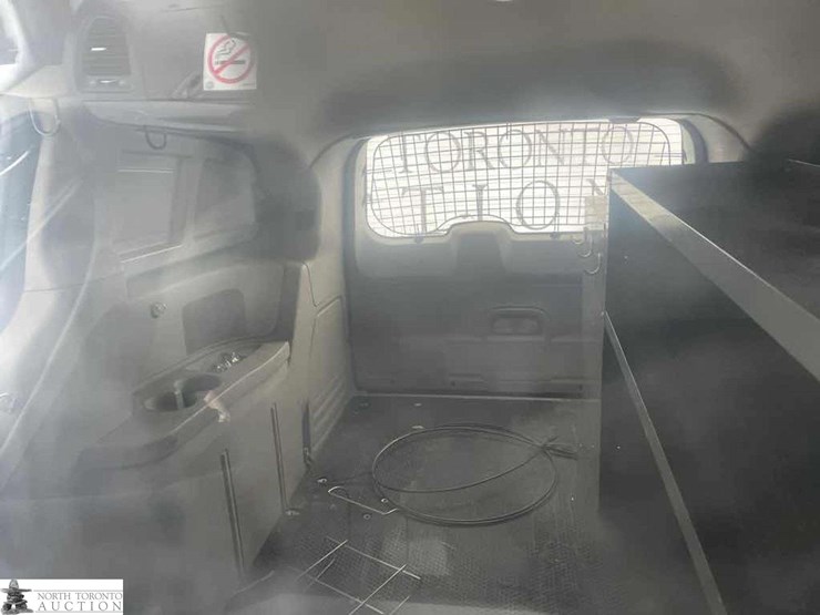 2014-ram-tradesman-image-12