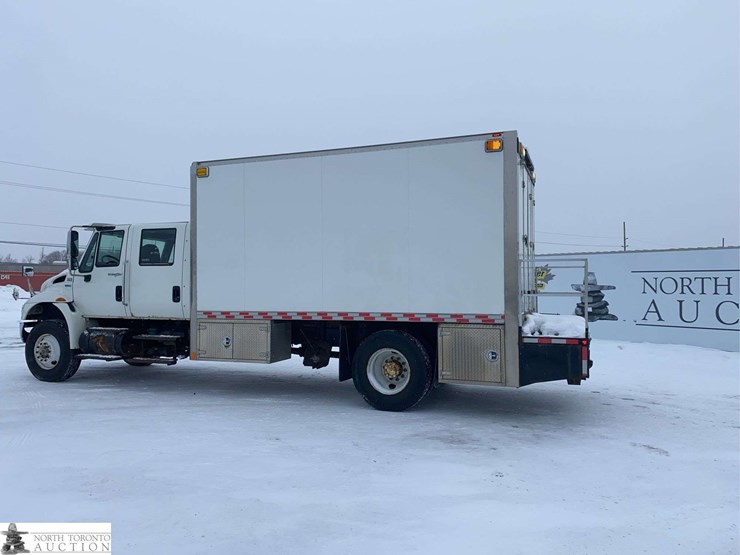 2009-international-durastar-4400-image-4