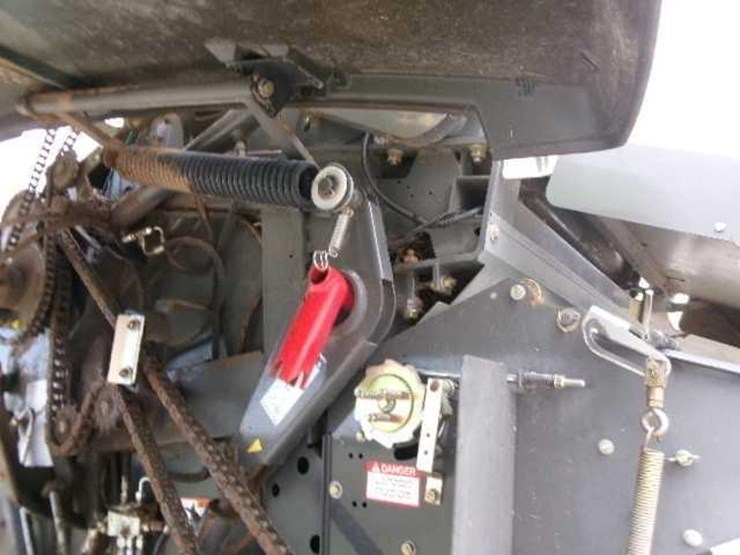 2014-claas-variant-360-image-19